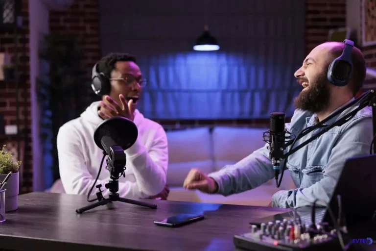 Como Criar um Podcast de Sucesso: Guia Prático para Criadores de Conteúdo Digitais