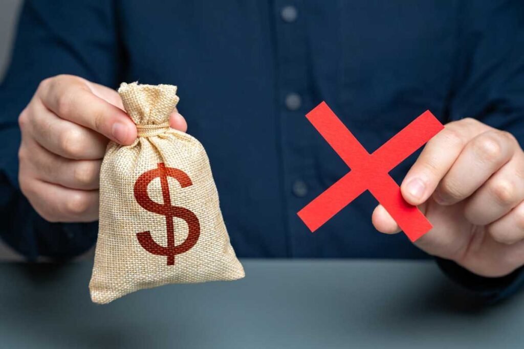 Empréstimo não solicitado: o que fazer nessa situação Empréstimo não solicitado: o que fazer nessa situação