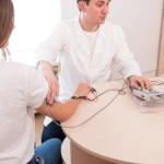 Eletroneuromiografia: quais sintomas levam o médico a pedir esse exame